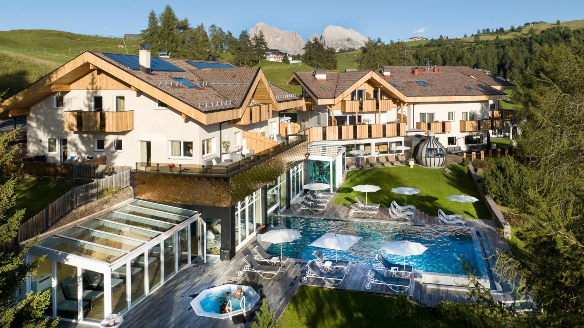 Hotel Rosa Eco Alpine Spa Resort Alpe Di Siusi Esterno foto